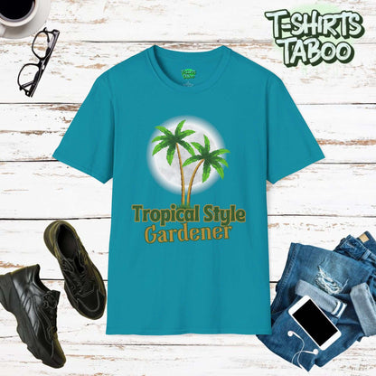 Stay cool and carry on with Tropical style gardener, designed for those who love a touch of the tropics in their gardens. This shirt is ideal for tropical gardeners.